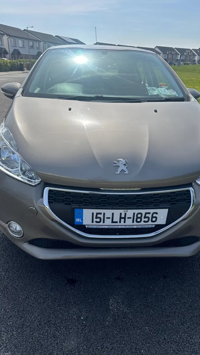 Peugeot 208 2015 - Image 4