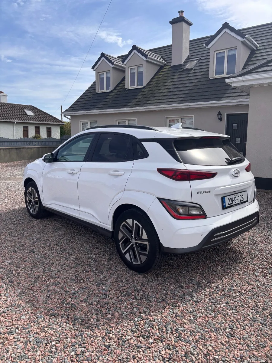 Hyundai KONA Electric 2022 - Image 3
