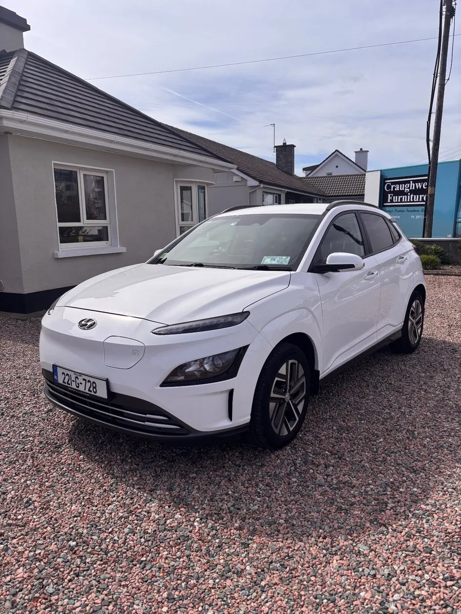Hyundai KONA Electric 2022 - Image 2