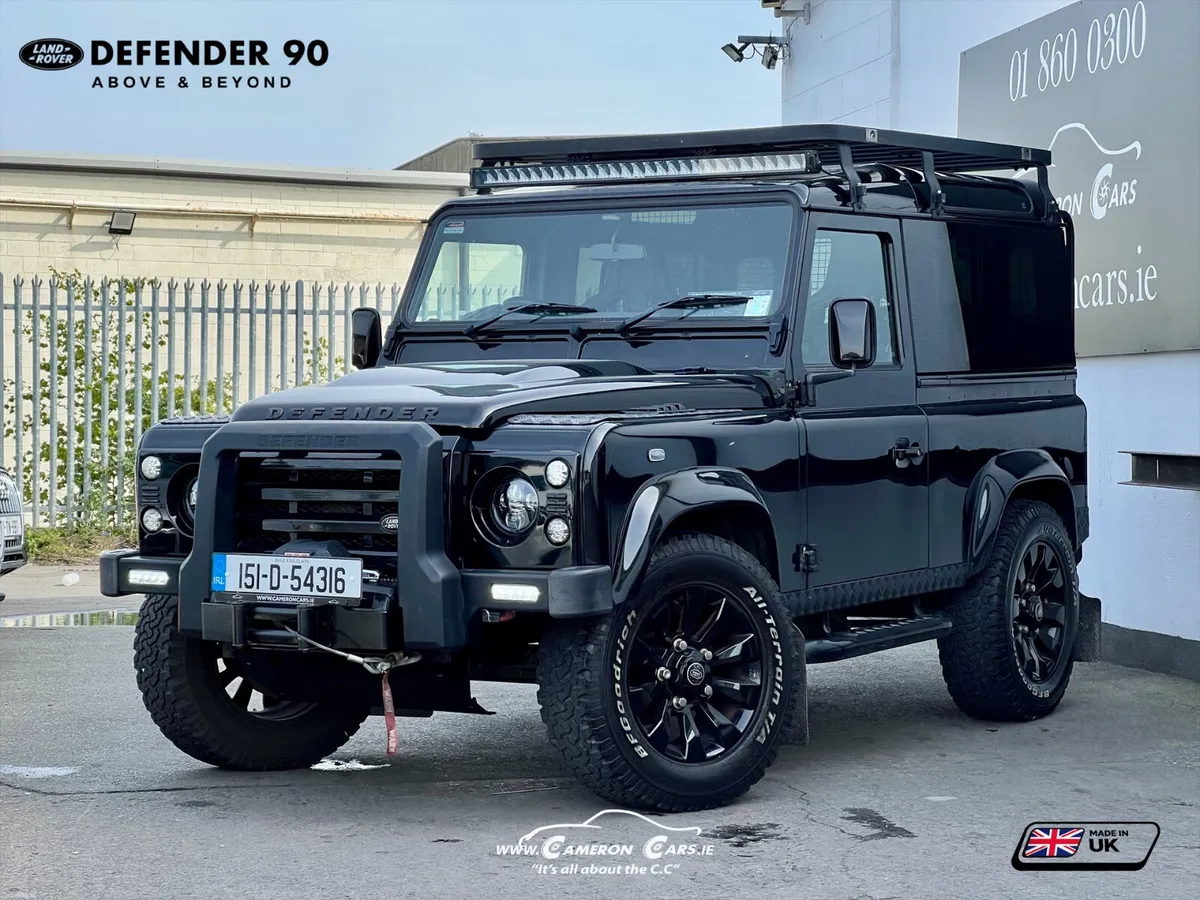 DEFENDER 90 URBAN SANTORINI BLACK ***NO VAT 4x4 - Image 1
