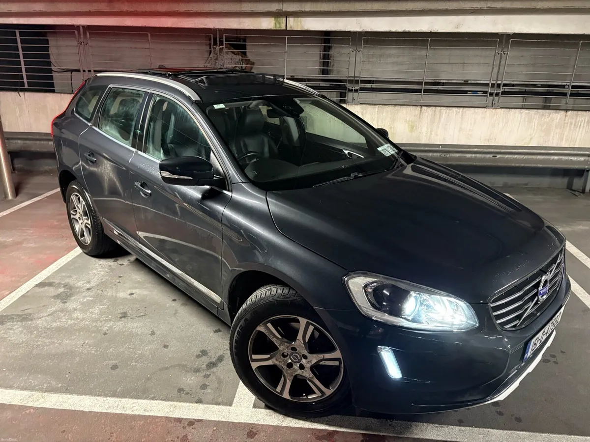 *Luxury edition*Volvo xc60*Auto*Pan roof* - Image 2