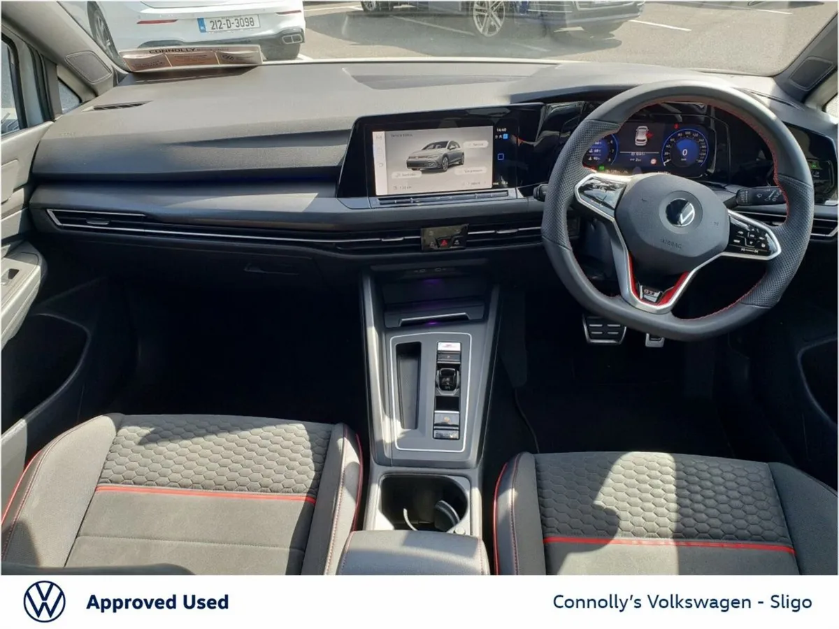 Volkswagen Golf GTI CLUBSPORT 2.0TSI 300HP AUTO - Image 2
