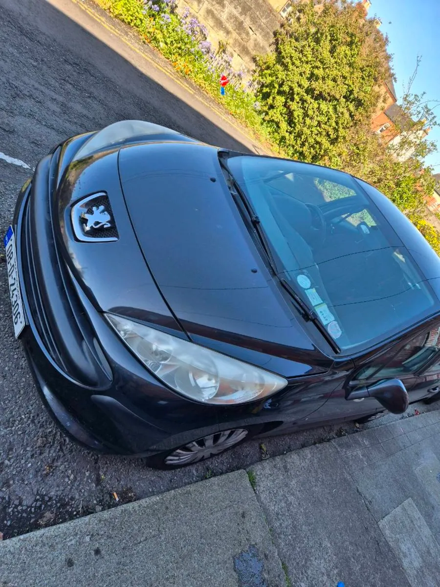 Peugeot 207 - Image 1