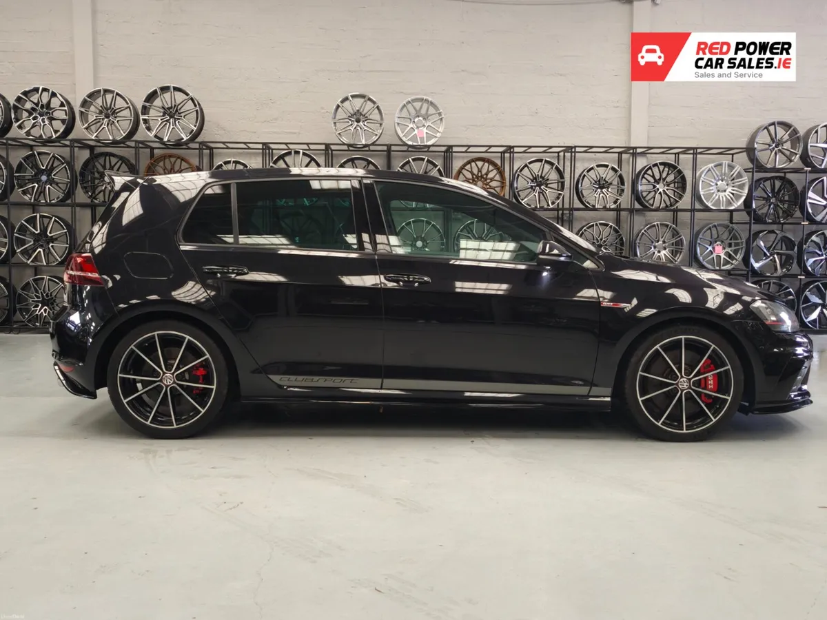 2016 Golf GTI Clubsport Street Edition//LOW KMs - Image 4