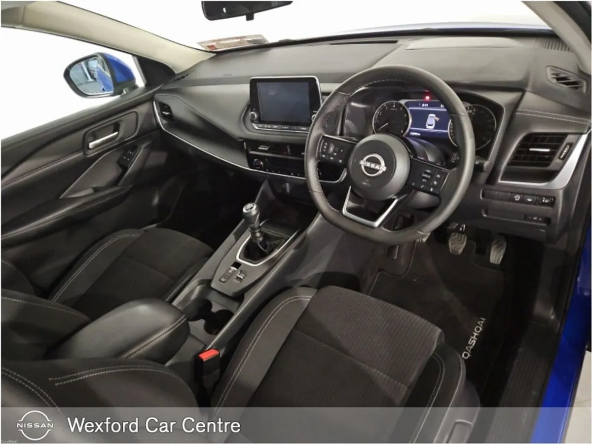Nissan Qashqai 1.3 PET MILD HYBRID SV - Image 3