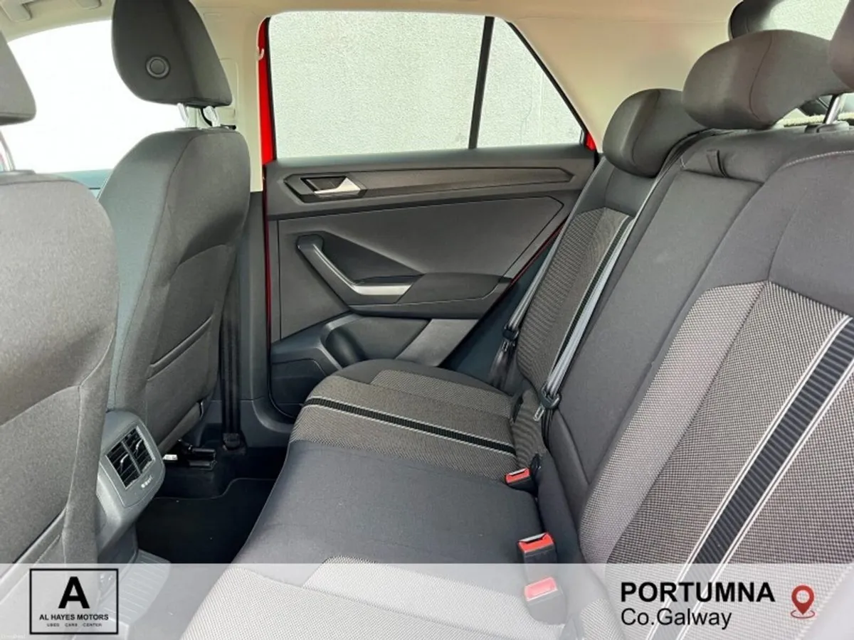 Volkswagen T-Roc 1.0 TSI 115bhp Design - Image 6