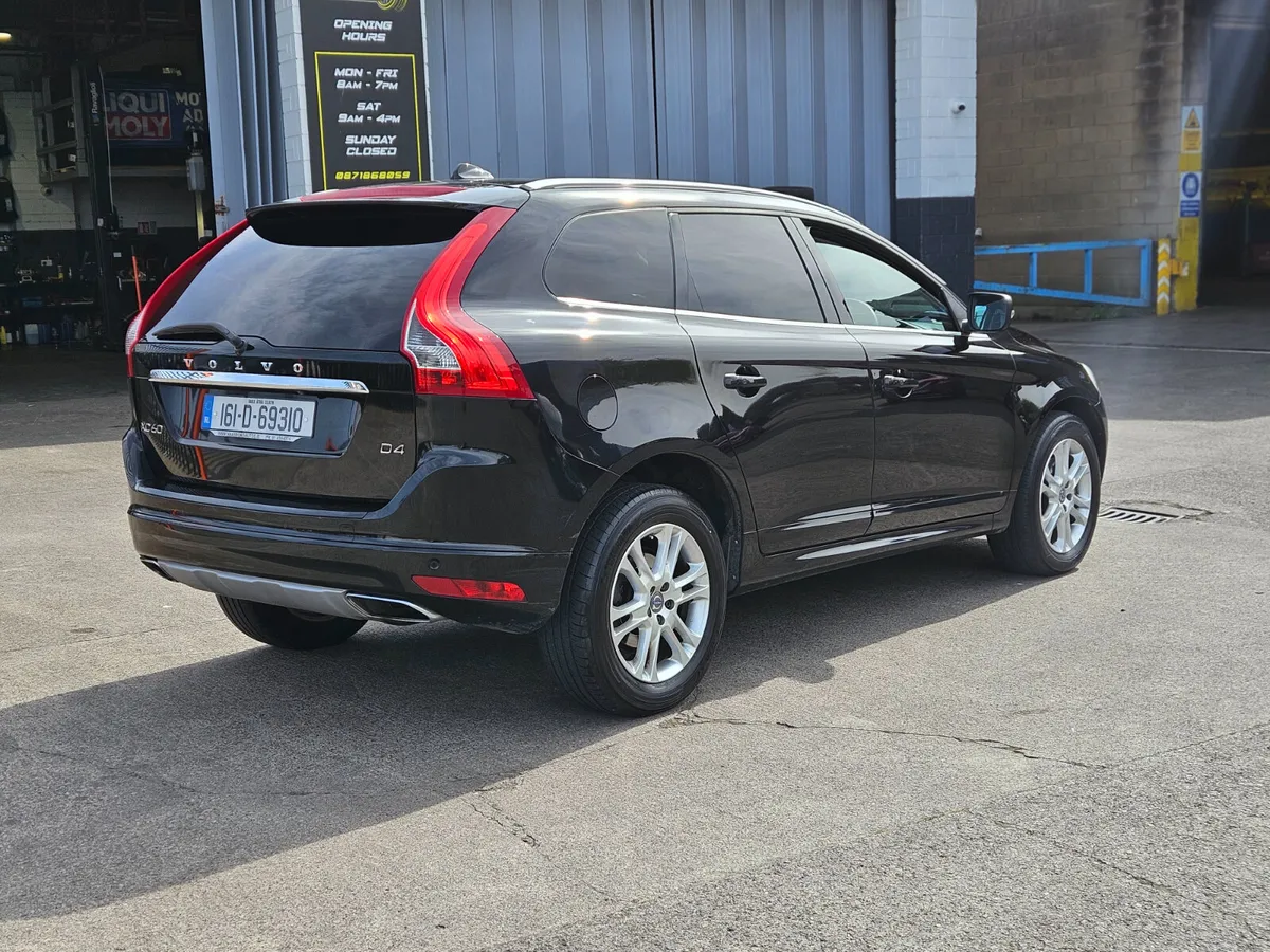 Volvo XC60 D4 2.0L Diesel Automatic - Image 3