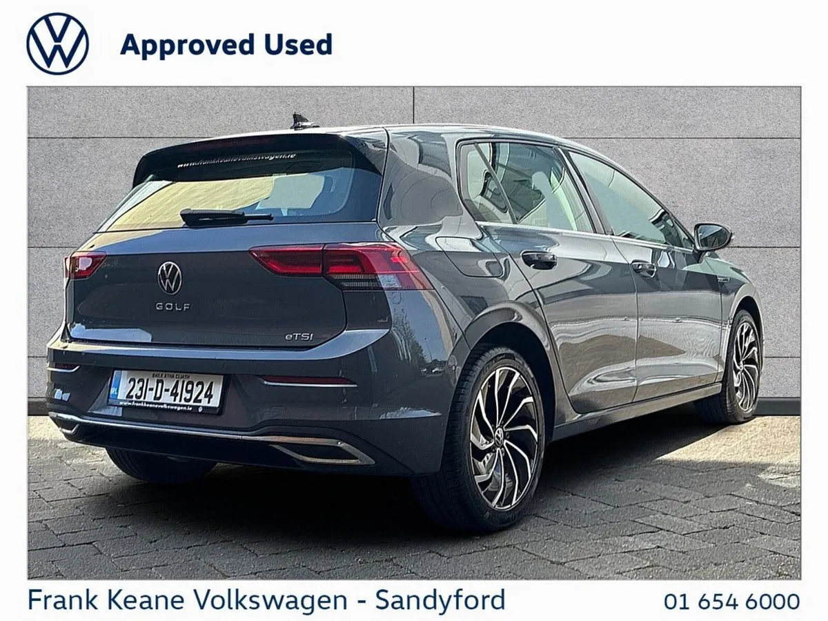 Volkswagen Golf *Style* 1.5 eTSI 130HP  DSG MHEV @ - Image 3