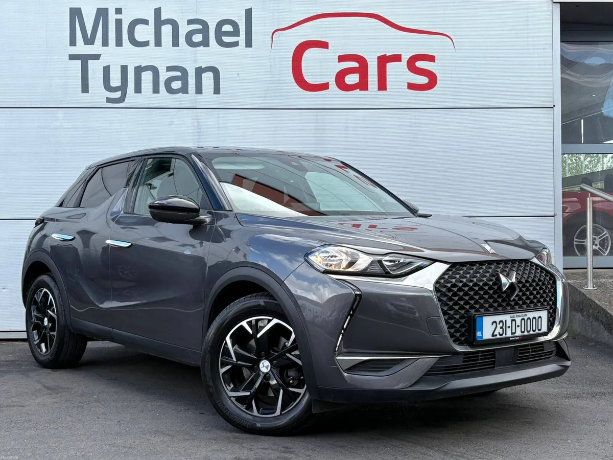 2023 DS 3 Crossback, CarPlay, Cruise, 18" Alloys - Image 1