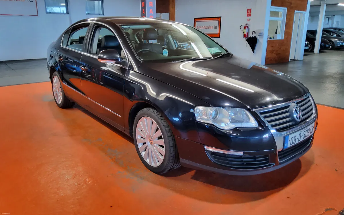 Volkswagen Passat 2009 - Image 1