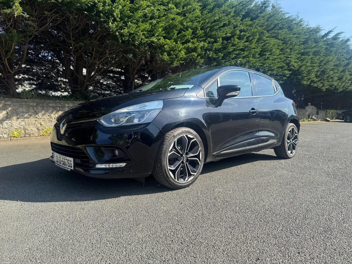 Renault Clio in excellent cond, NCT & warranty - Image 4