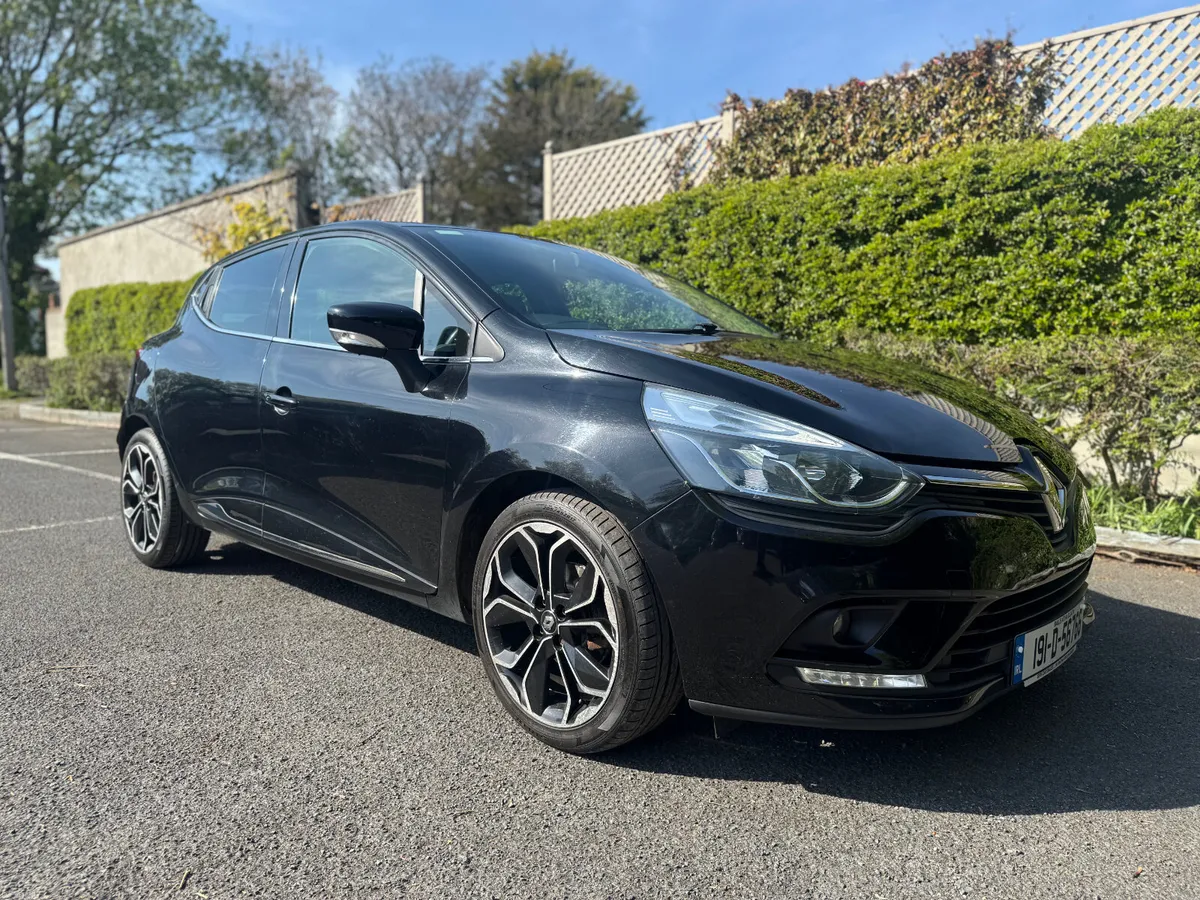 Renault Clio in excellent cond, NCT & warranty - Image 5