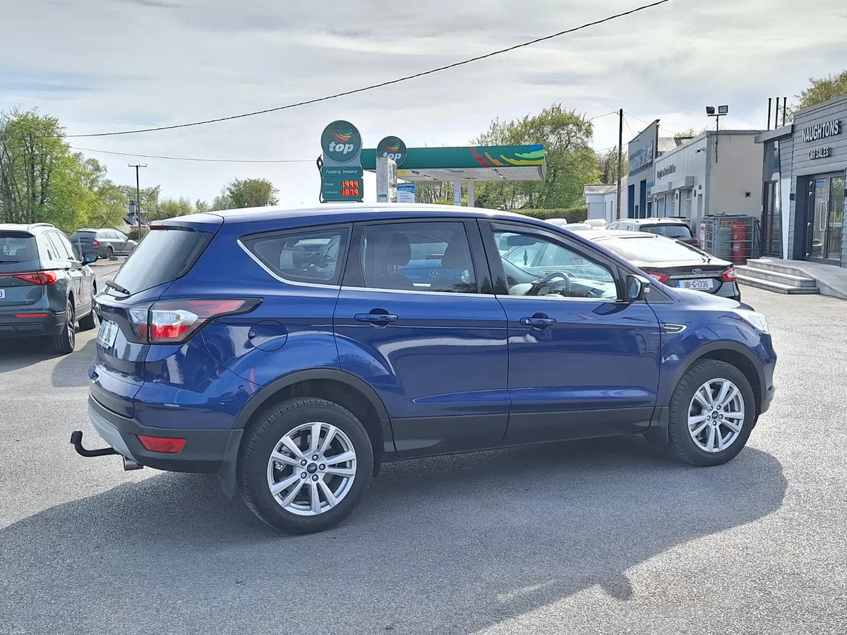 Ford Kuga 1.5 Diesel *High Spec/Sat Nav/Immaculate - Image 3
