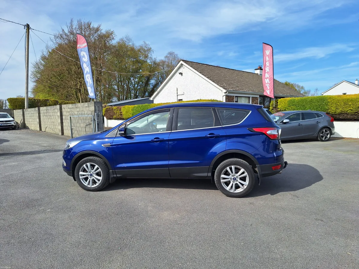 Ford Kuga 1.5 Diesel *High Spec/Sat Nav/Immaculate - Image 4