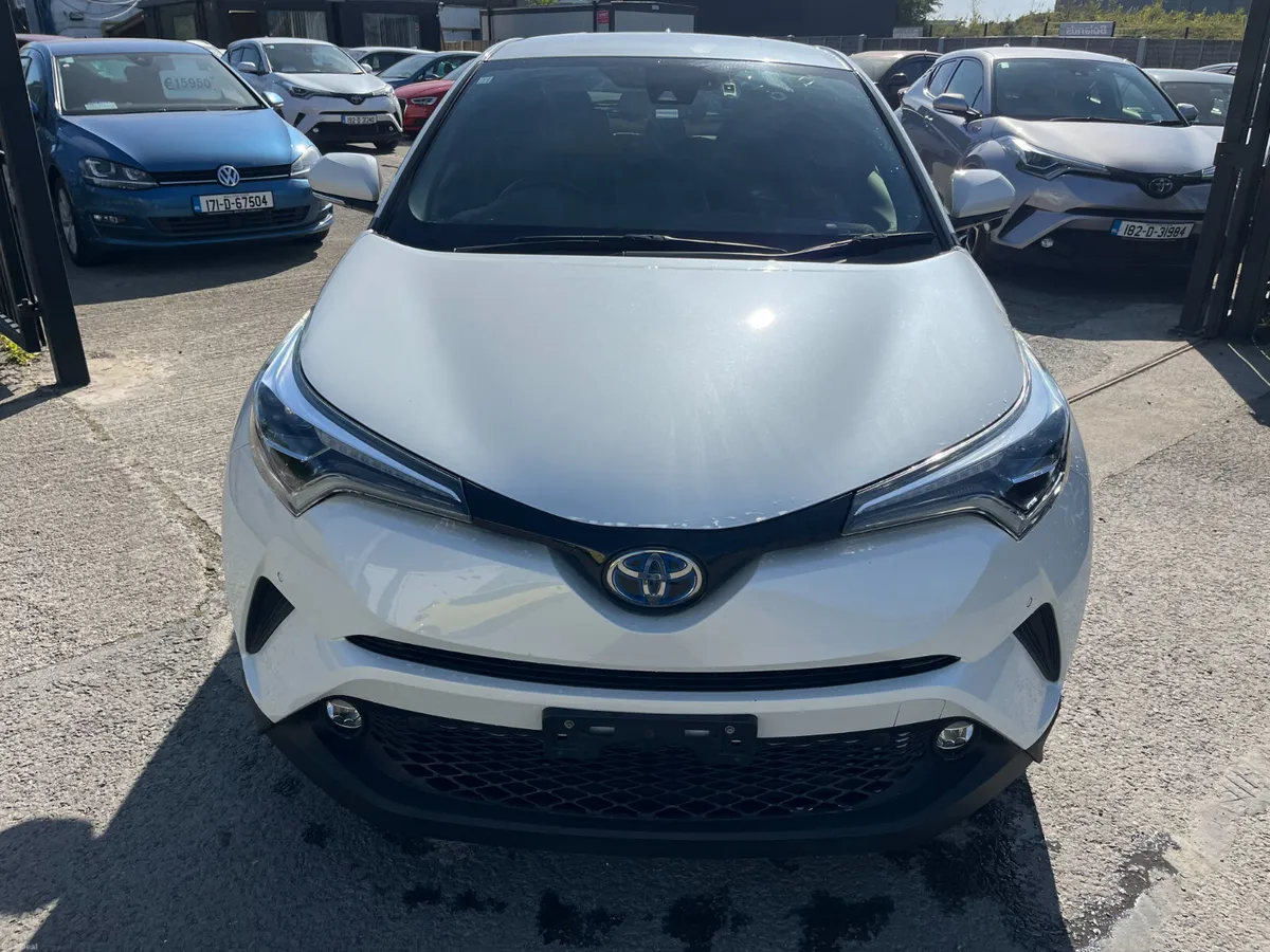 TOYOTA C-HR 2018, 1.8 HYBRID AUTO LOW KM HIGH SPEC - Image 2