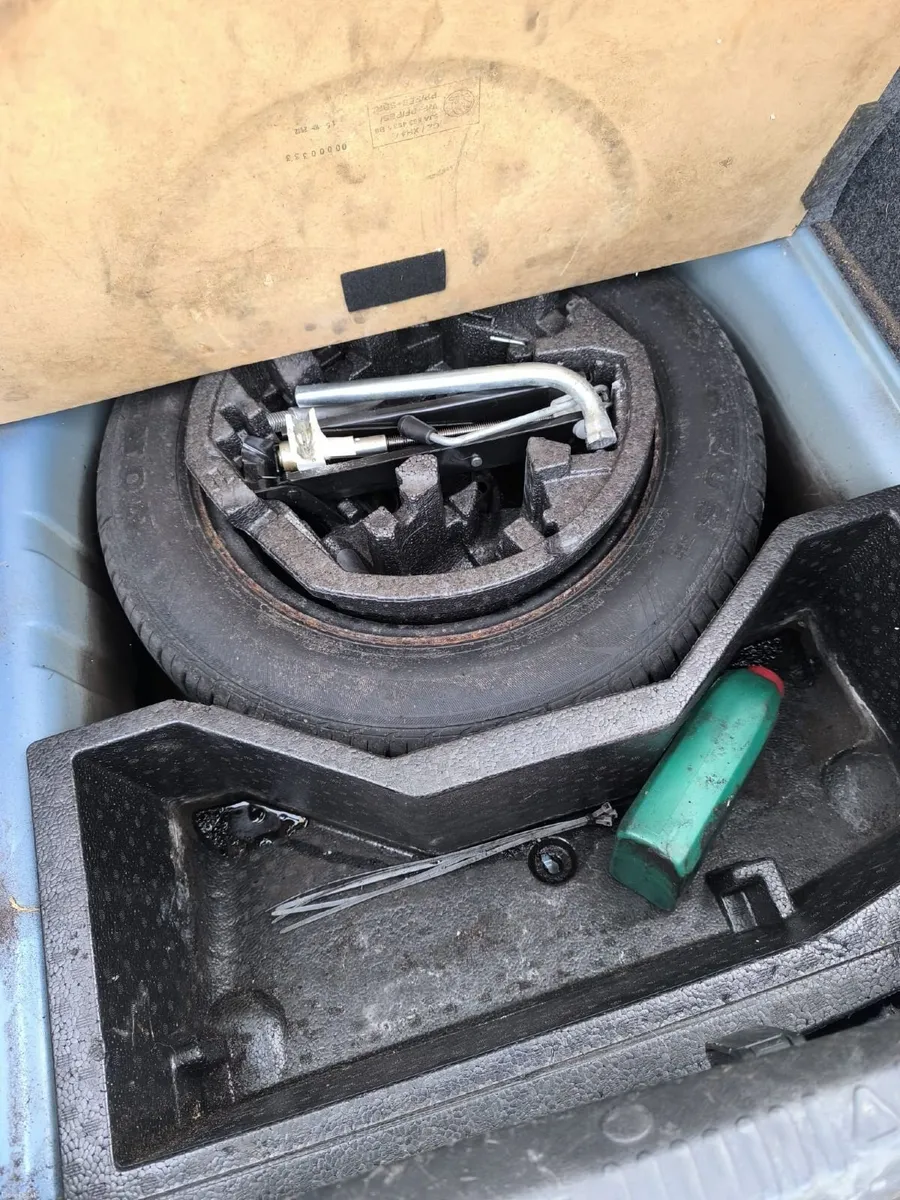 Skoda Rapid 2013 - Image 4