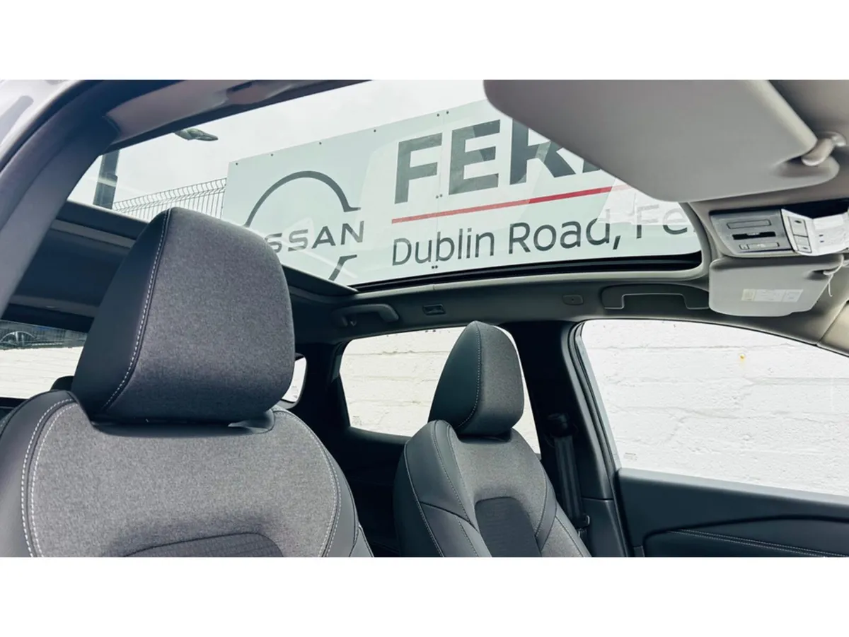 Nissan Qashqai SALE NOW ON SV Premium Hybrid - Image 4