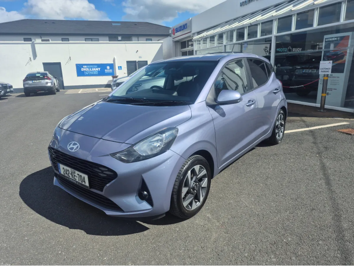 Hyundai i10 DELUXE PLUS 5DR - Image 1