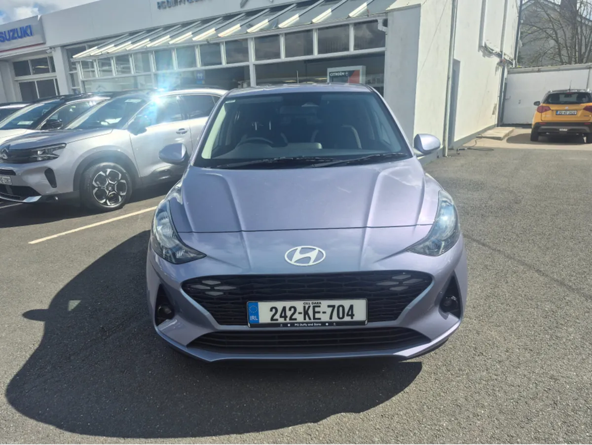 Hyundai i10 DELUXE PLUS 5DR - Image 3