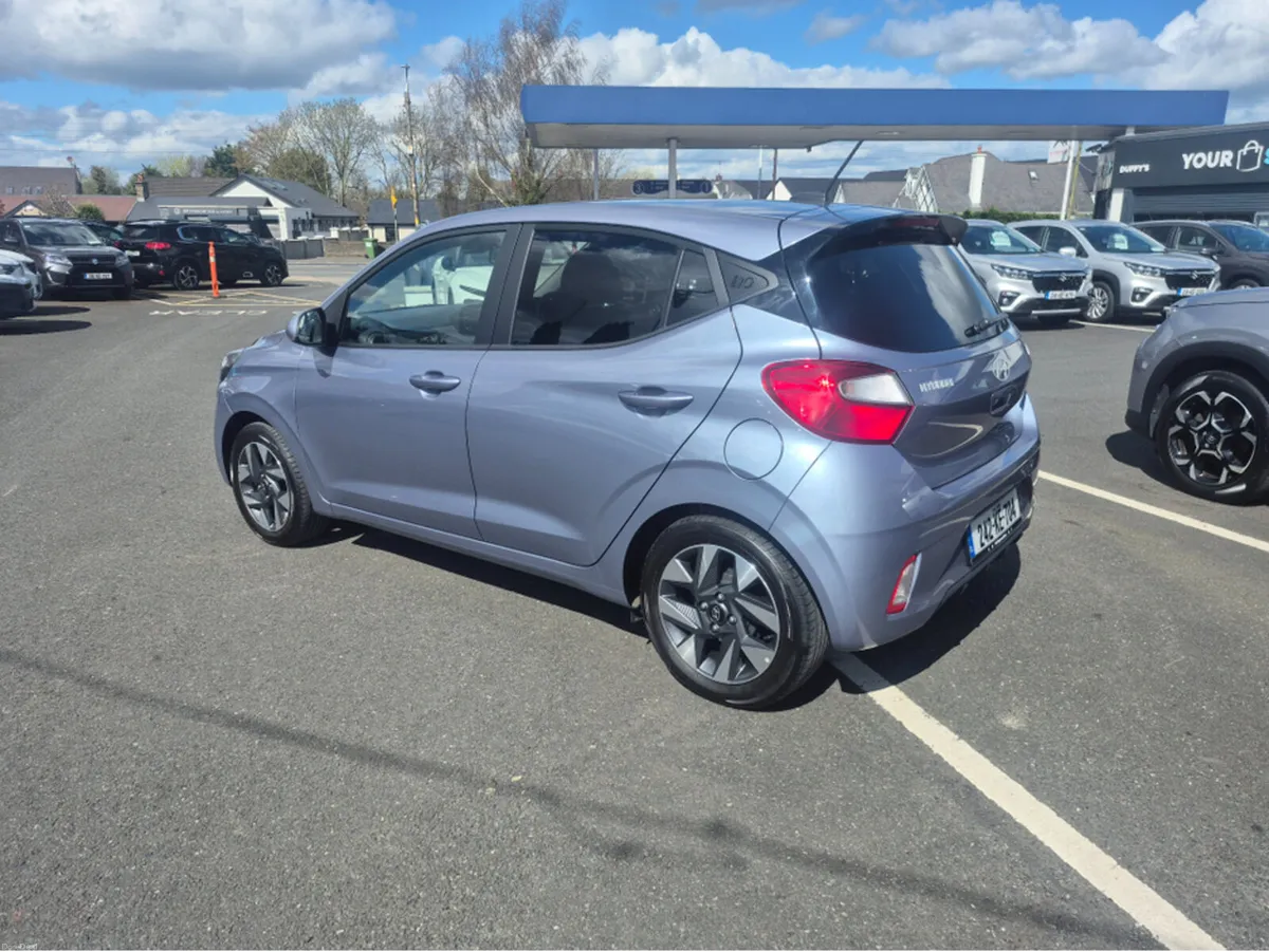 Hyundai i10 DELUXE PLUS 5DR - Image 5