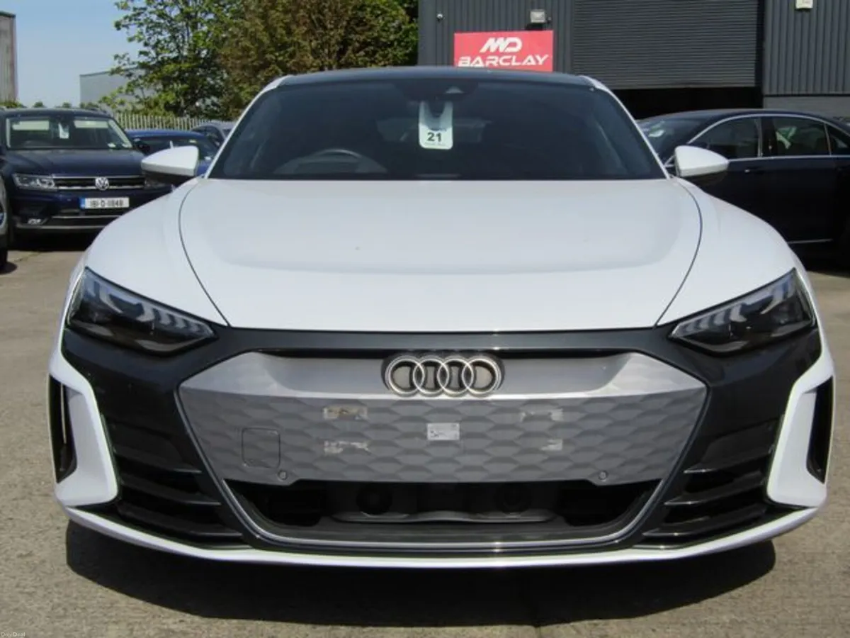Audi e-tron GT QUATTRO BASE - Image 2