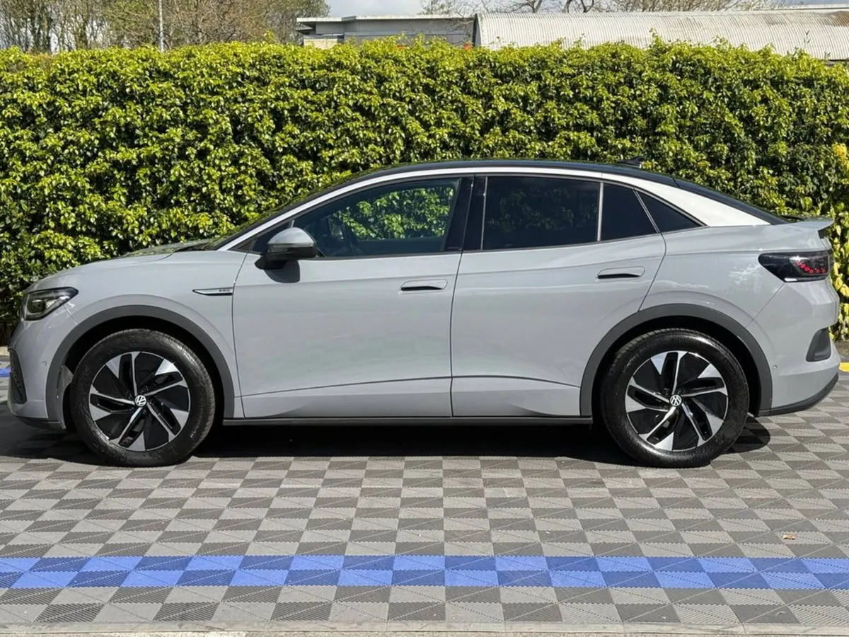 Volkswagen ID.5 PRO TECH 77KWH LONG RANGE ** BIG S - Image 4
