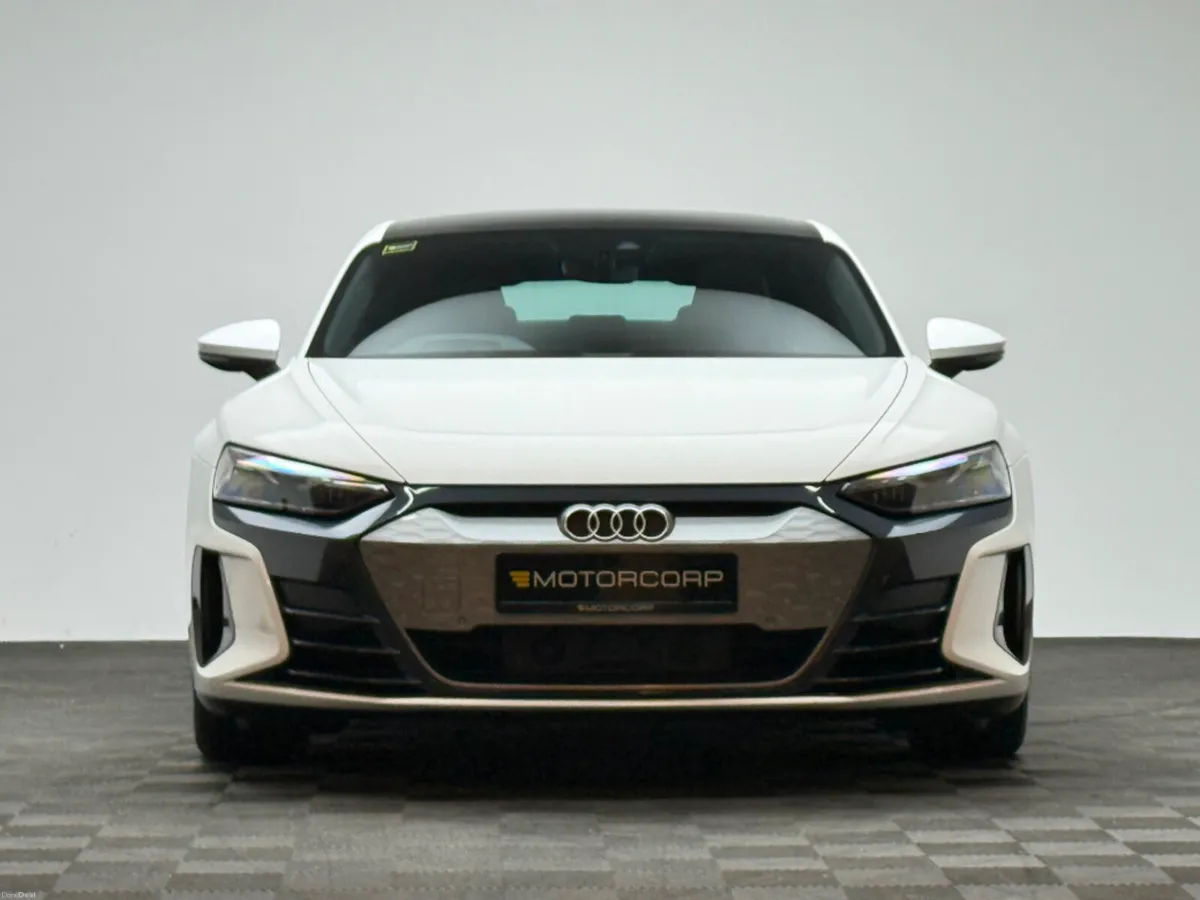 Audi e-tron GT GT 522HP QUATTRO - Image 2