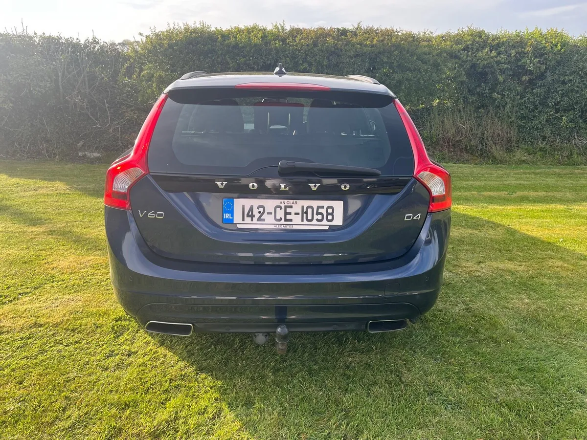 Volvo V60 180bhp NCT 02/27 TAX 06/26 - Image 4