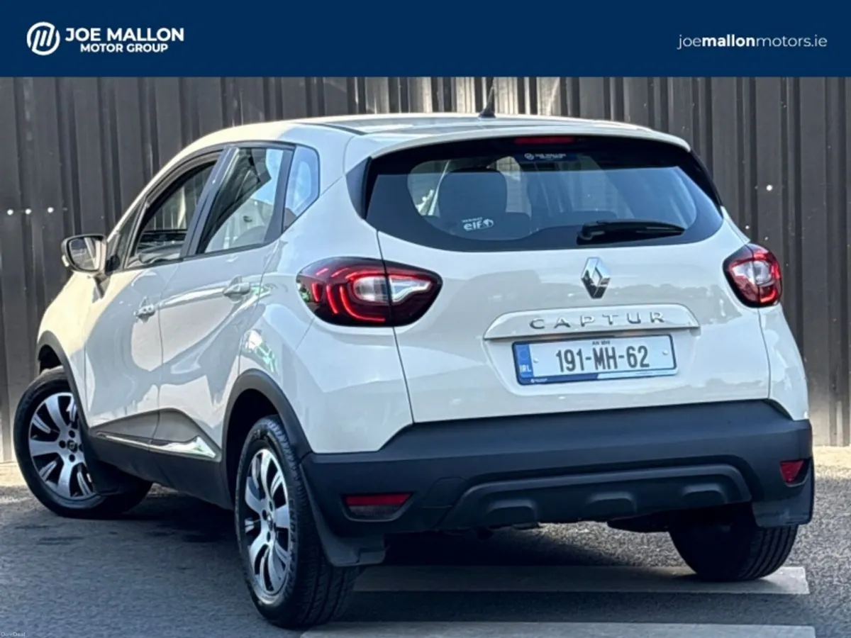 Renault Captur 0.9 TCe 90 PLAY - Image 3