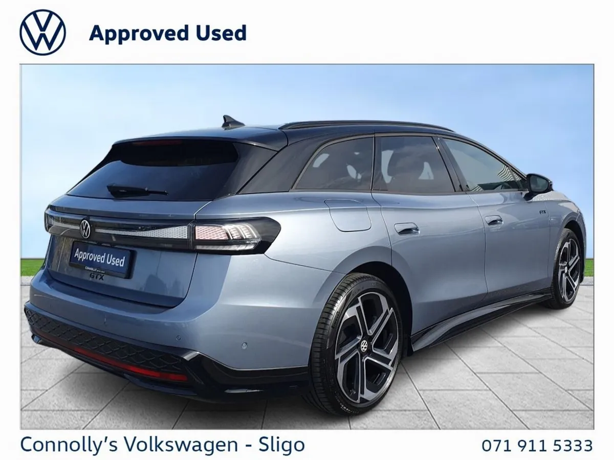 Volkswagen ID.7 TOURER GTX 86KWH 340BHP AUTO - Image 3