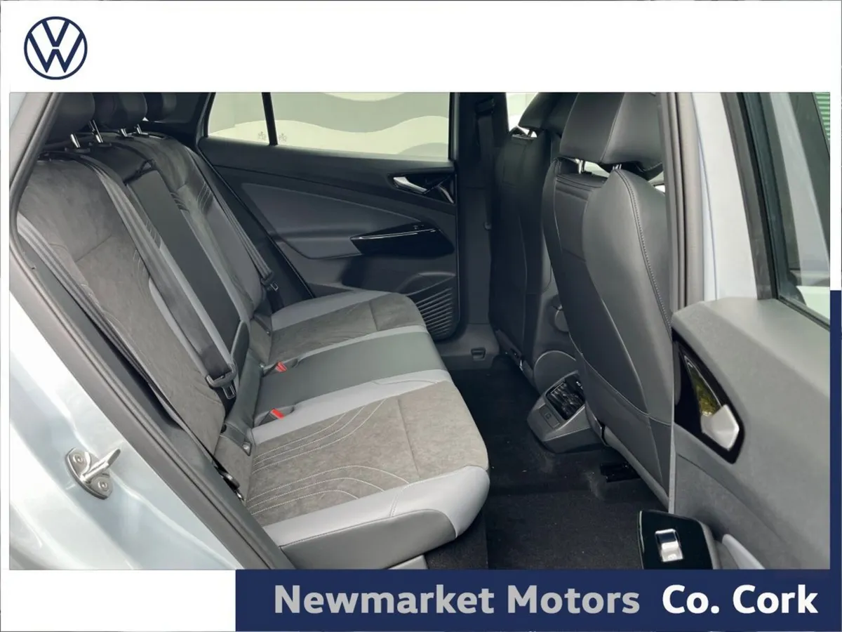 Volkswagen ID.4 PRO PLUS 286BHP 77KWH BIG BATTERY - Image 3