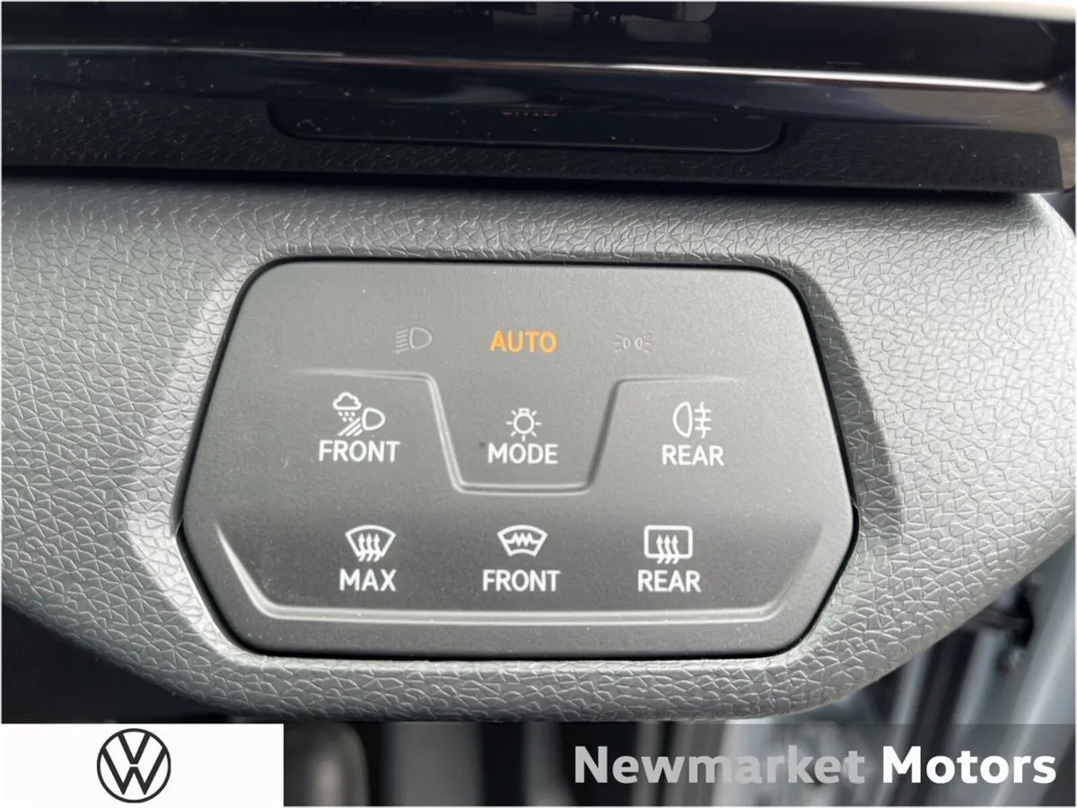 Volkswagen ID.4 PRO PLUS 286BHP 77KWH BIG BATTERY - Image 4