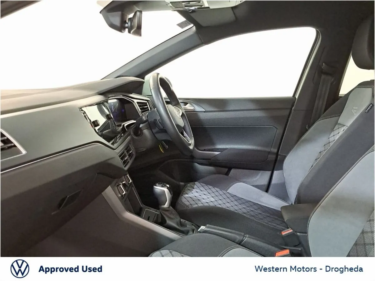 Volkswagen Taigo 1.0 TSI 115HP D7F R-LINE - Image 4