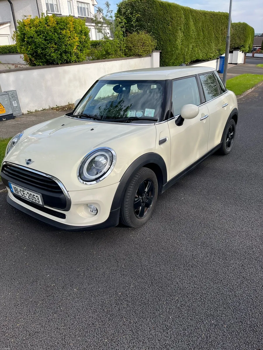 2018 Mini One - Image 2