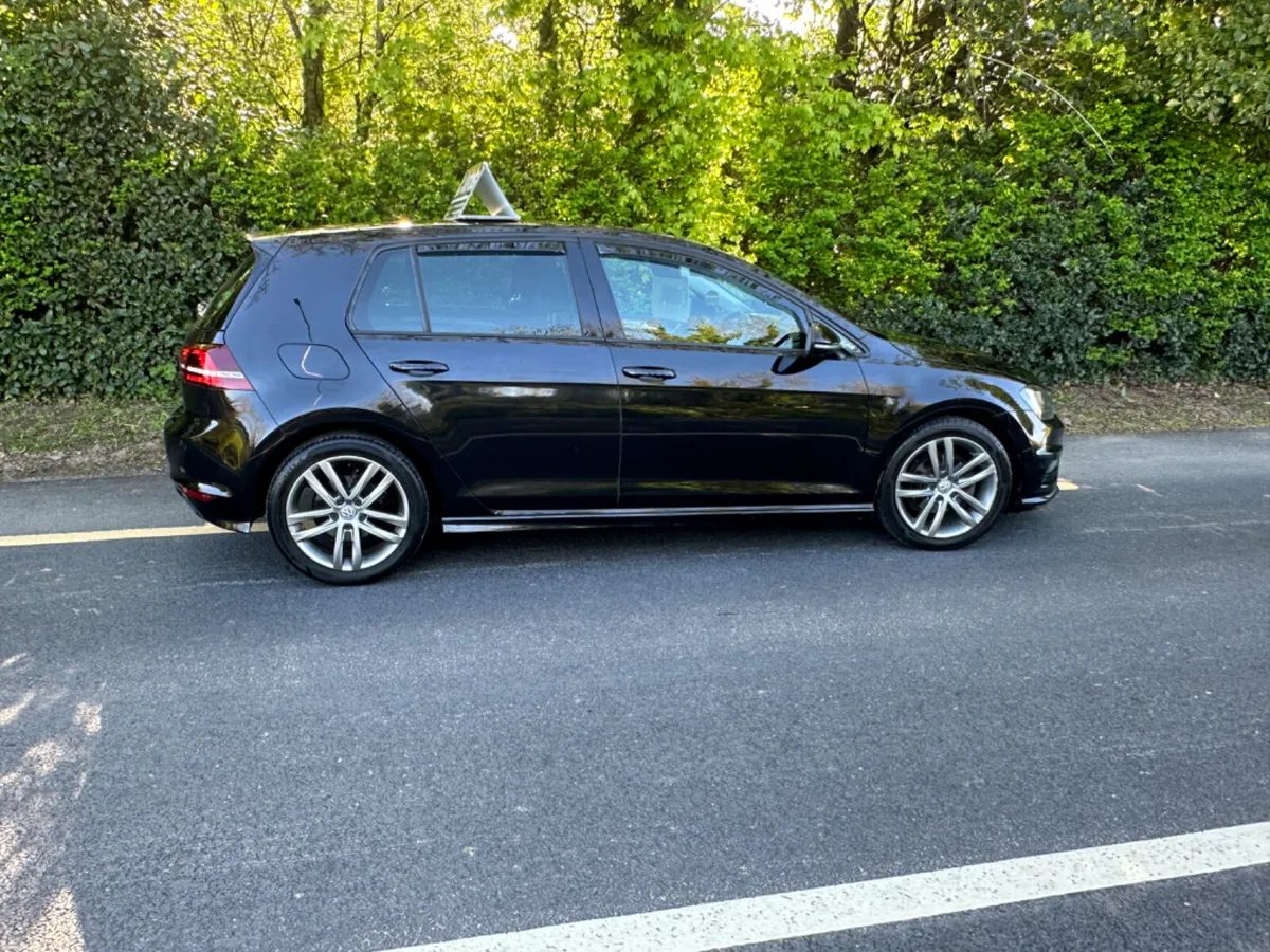 Volkswagen Golf 2016 - Image 1