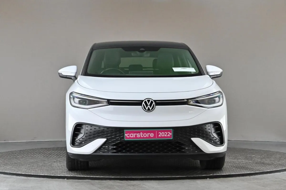 Volkswagen ID.5 ID5 STYLE PRO **PANORAMIC ROOF** - Image 2