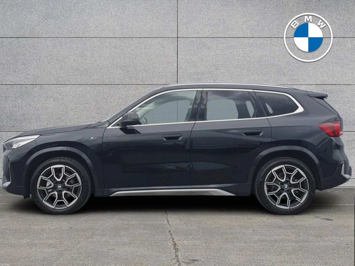 BMW iX1 20xLine - Image 3