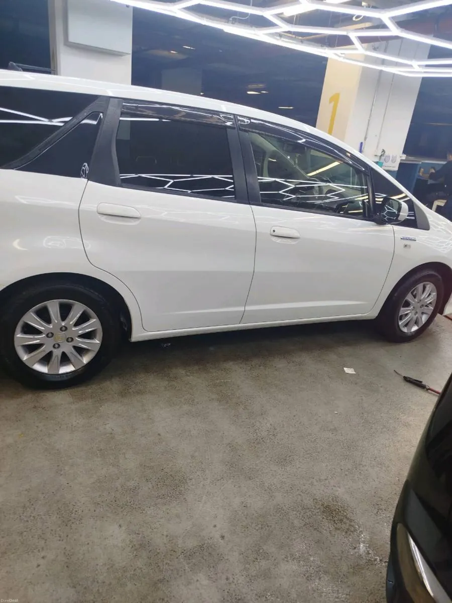 Honda fit shuttle 2014 - Image 1