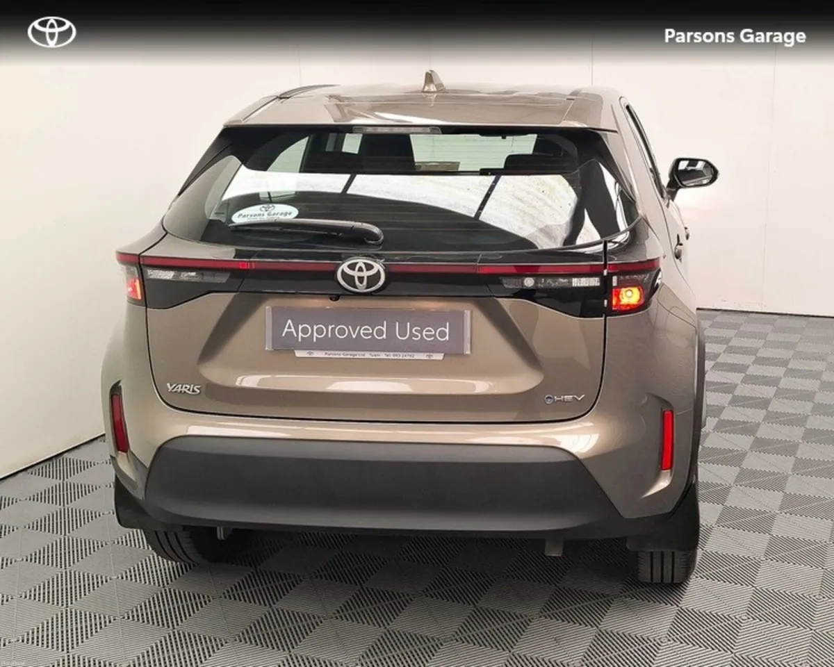 Toyota Yaris Cross YARIS CROSS LUNA - Image 4