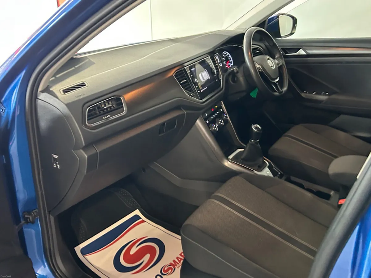 Volkswagen T-Roc SE TDI - Image 2
