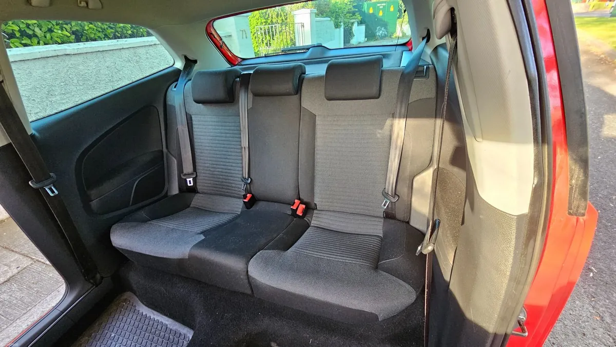 Volkswagen Polo 2012 - Image 3