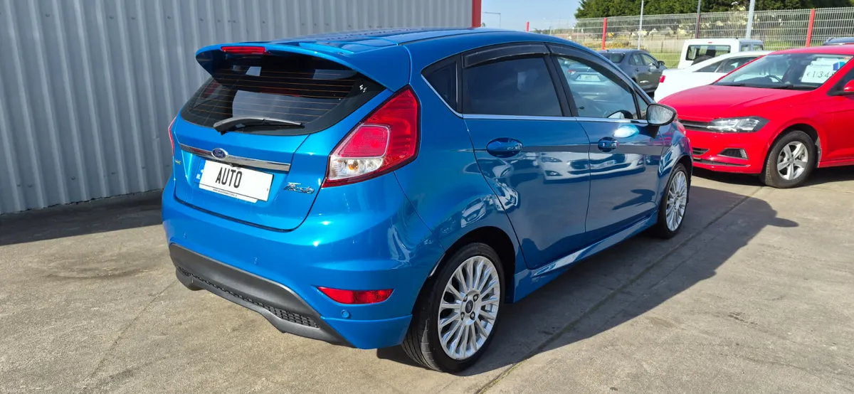 Ford Fiesta automatic zetec s titanium 1.0 low kms - Image 4