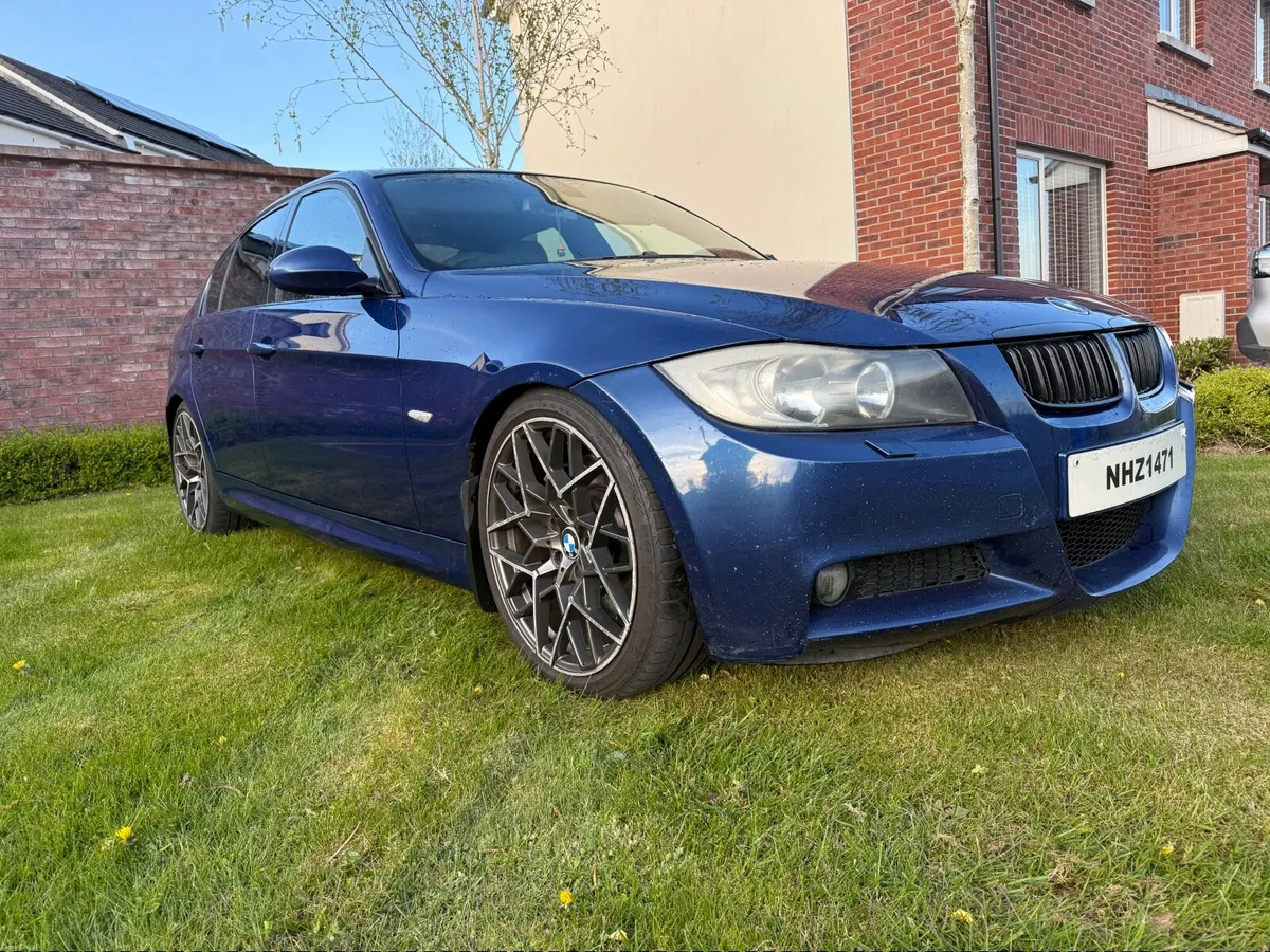 BMW 330d M-Sport Auto - Image 2