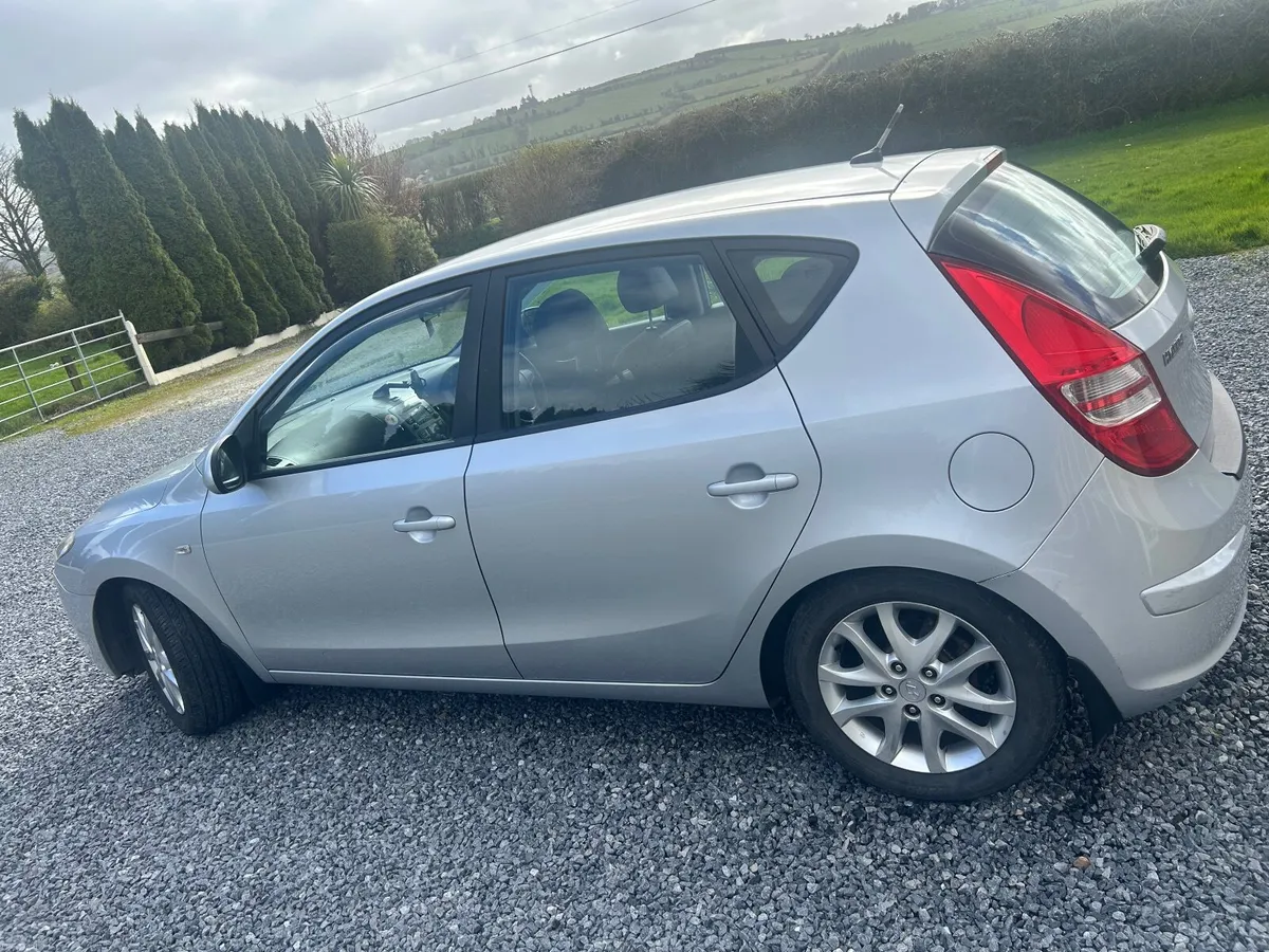 Hyundai i30 2008 - Image 3