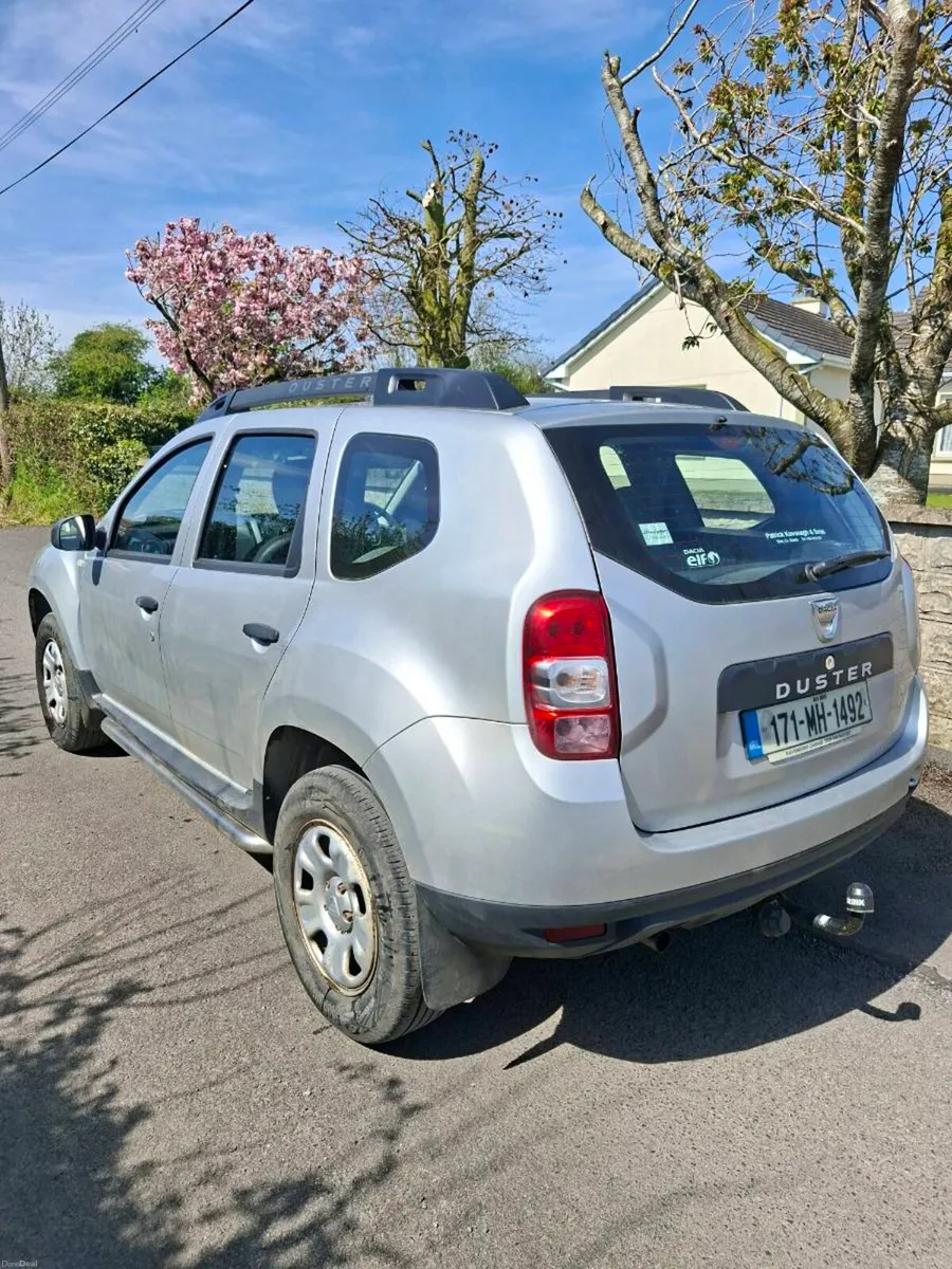 DACIA DUSTER 2017 ONLY 112000KM - Image 3