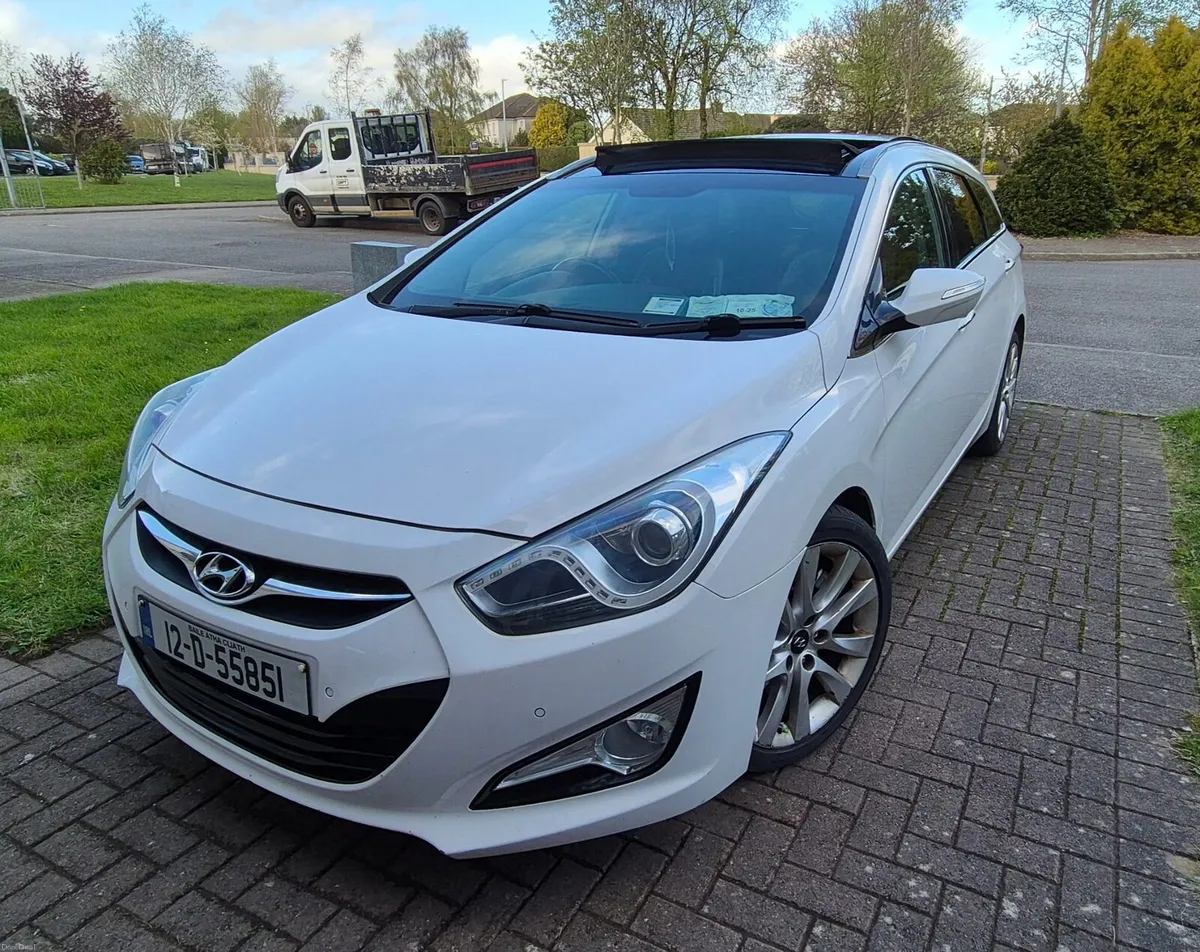 Hyundai i40 1.7 CRDI PREMIUM - Image 1