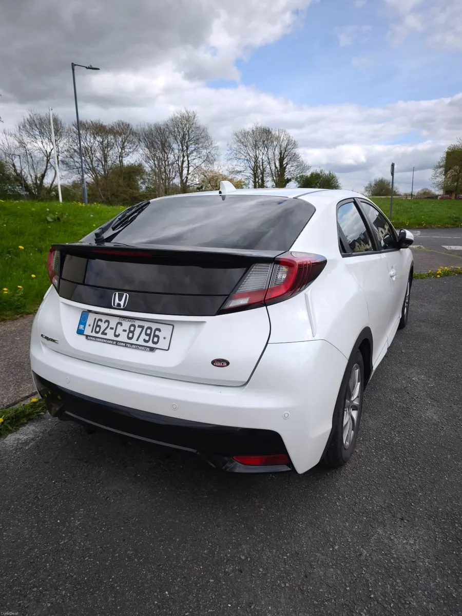 Honda Civic 2016 - Image 3