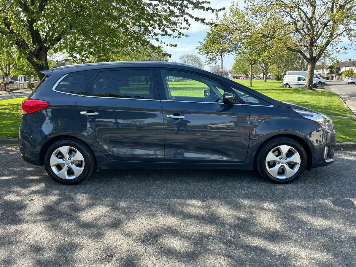 2016 KIA Carens 1.7 CRDI 7 Seater // New NCT - Image 2