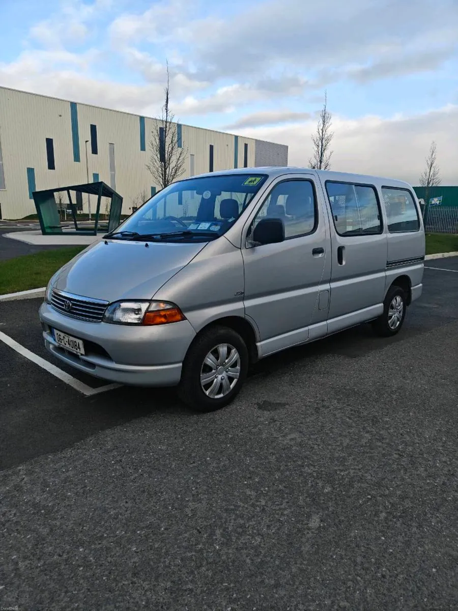 Toyota hiace - Image 3