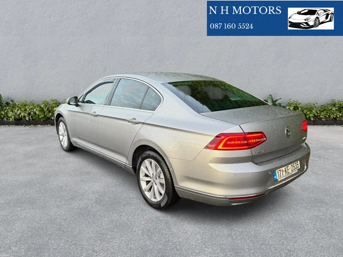 VW Passat 2017 HIGHLINE 1.6 Tdi HUGE SPEC - Image 4